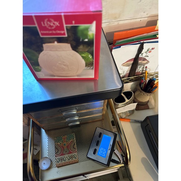 Lenox Christmas Nativity Candle Holder Votive Porcelain Ornamental Glow NWB - Picture 9 of 12